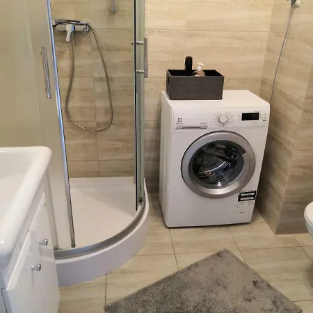 Apartamento Robi 2 *